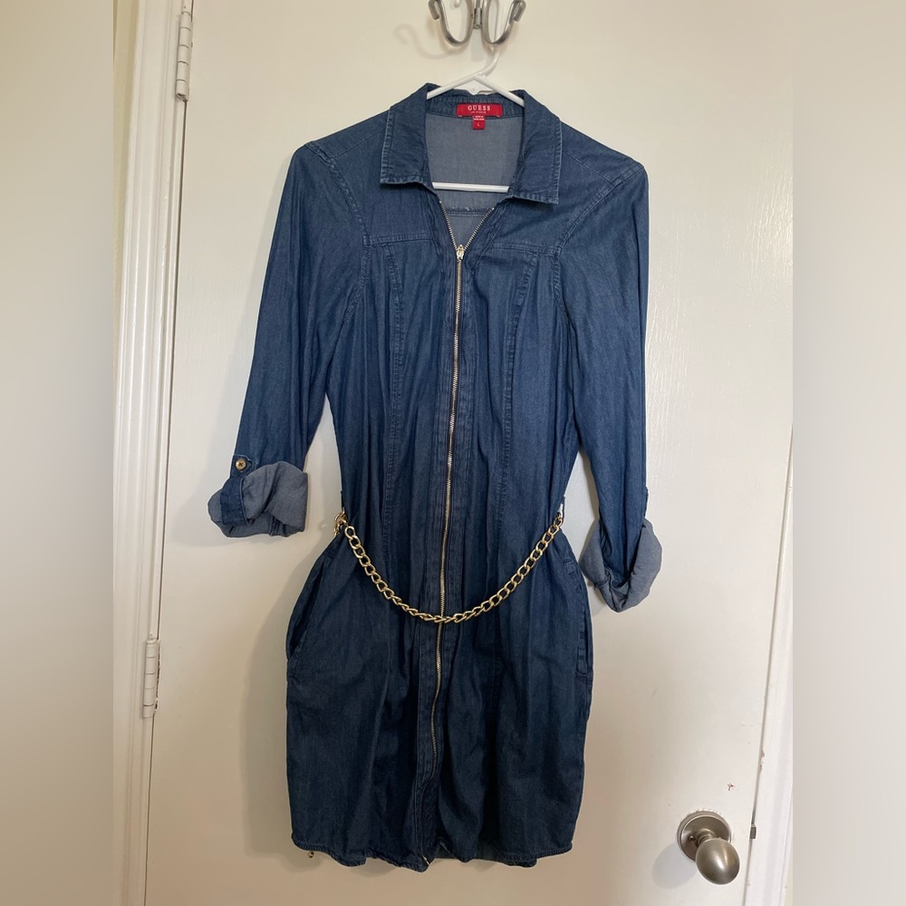💥Denim Zip-Front Guess Dress w/Gold Chain Belt💥
